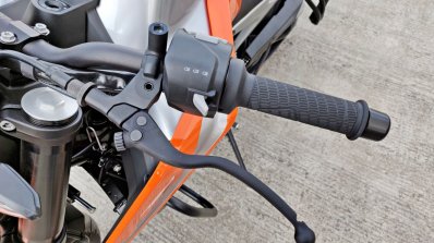 Ktm 790 Duke First Ride Review Details Clutch Leve