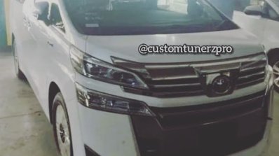 Toyota Yaris Front Quarter