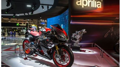 Aprilia Rs 660 Eicma 2018 Front Three Quarters