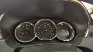 2019 Renault Duster Rxs O Petrol Cvt Test Drive Re