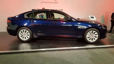 New Jaguar Xe Facelift Side Profile 1