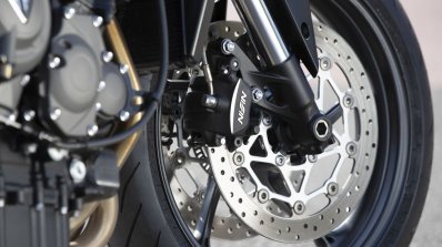 2020 Triumph Street Triple S Details Front Brakes