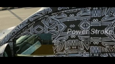 Renault Hbc Spied Camauflage 6