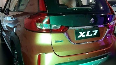 Suzuki Xl7 Rear Three Quarters