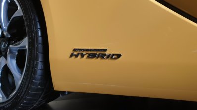 Lexuc Lc500h Exteriors Side Profile 2