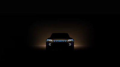 Mahindra Funster Ev Xuv500 6