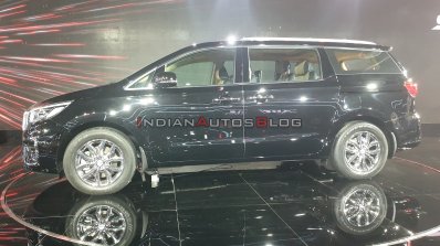 Kia Carnival Left Side Auto Expo 2020