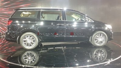 Kia Carnival Right Side Auto Expo 2020