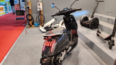 Bird Es1 Electric Scooter Auto Expo 2020 Right Rea