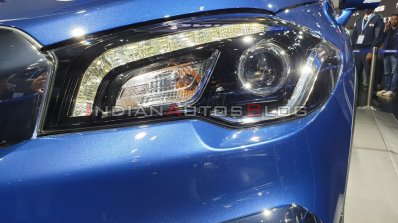 Maruti Suzuki S Cross Petrol Headlamp Auto Expo 20