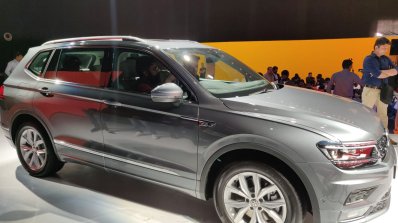 Vw Tiguan Allspace Front Three Quarters Right Side
