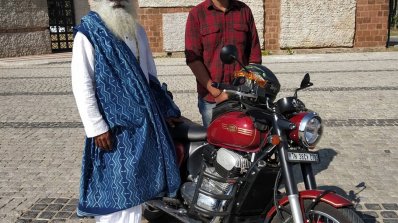 Sadhguru And Jawa Forty Two Red