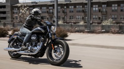 2020 Harley Davidson 1200 Custom In Action