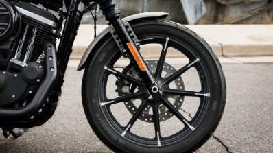Harley Daivdson Iron 883 Front Wheel