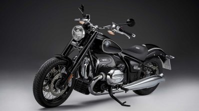 Bmw R 18 Front Three Quarter Left