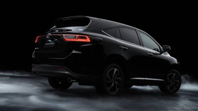 Toyota Harrier Rear Three Quarters