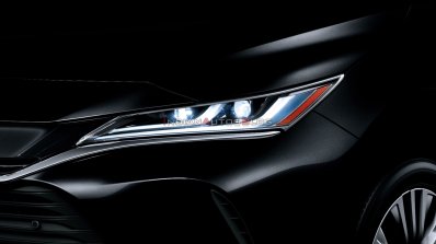 2020 Toyota Harrier Headlamp On