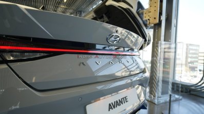2021 Hyundai Elantra Connected Tail Light Stripe