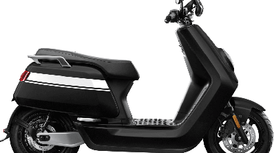 Niu Nqi Gt Electric Scooter Black White