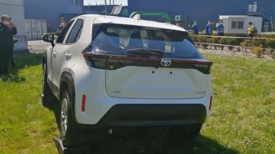 White Toyota Yaris Cross Rear