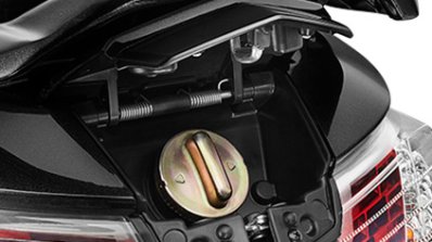 Bs6 Hero Maestro Edge 125 External Fuel Cap