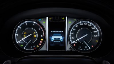 Toyota Fortuner Legender Optitron Instrument Clust