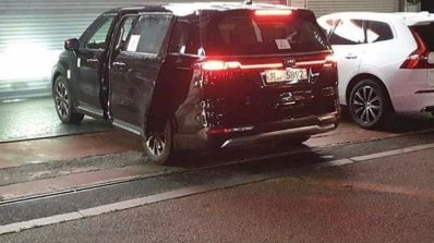 2021 Kia Carnival Spotted In Flesh Rear 3 Quarters