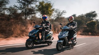 Eeve Ahava Atreo Action Shot