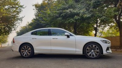 2020 Volvo S60 Side View