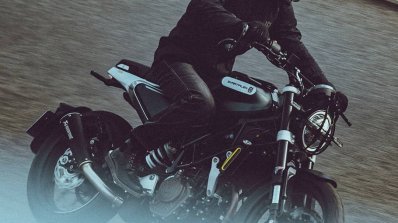 2021 Husqvarna Svartpilen 125 Action