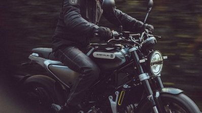 2021 Husqvarna Svartpilen 125 In Action