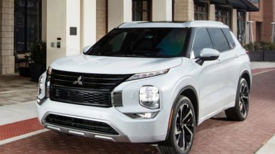 2021 Mitsubishi Outlander Left Front Quarter