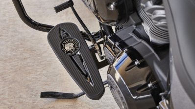 2021 Indian Chieftain Elite Floorboard