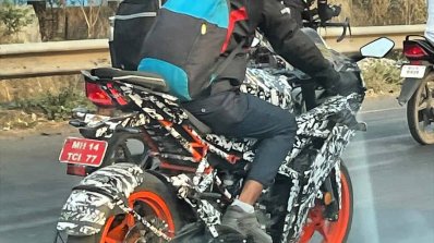 Ktm Rc 200 Rc 125 Spy Shot Rear Right