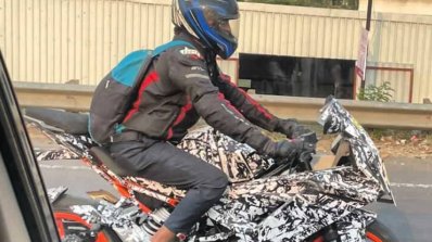 Ktm Rc 200 Rc 125 Spy Shot Side