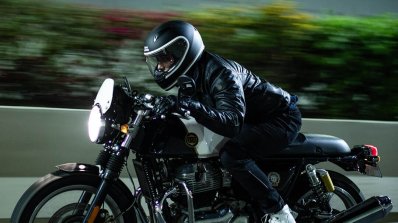 2021 Continental Gt 650 Action Shot
