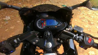 2021 Bajaj Pulsar 220f White Instrument Console