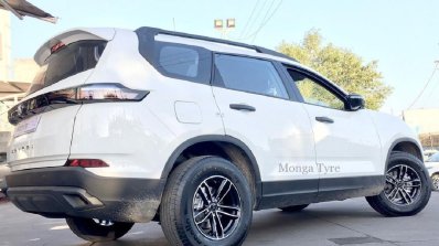 New Tata Safari Modifed Alloy Wheels Rear 3 Quarte