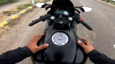 Yamaha R15 With R1m Body Kit Cockpit