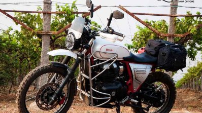 Modified Interceptor 650 Outdoors