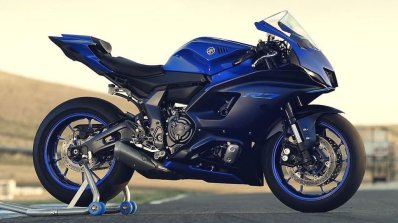 Yamaha R7 Blue Right Side