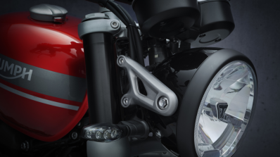 2021 Triumph Speed Twin Headlamp Closeup