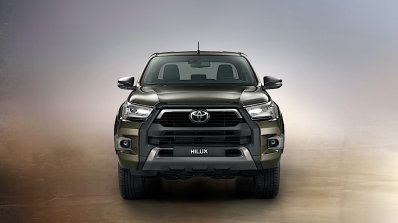 Toyota Hilux Front