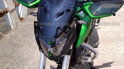 Bajaj Dominar 400 with Big Visor Knuckle Guards Spied Updated