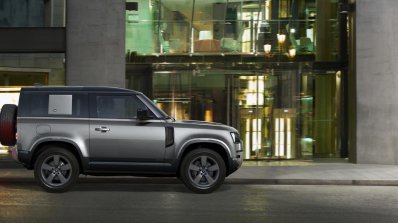 Land Rover Defender 90 Right Side