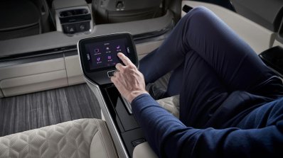 Kia Carnival 4 Seater Rear Seat Controller