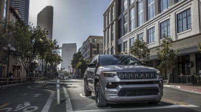 2022 Jeep Compass Front Street