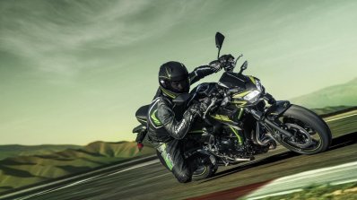 Kawasaki Z650 Front Three Quarter Motion Left