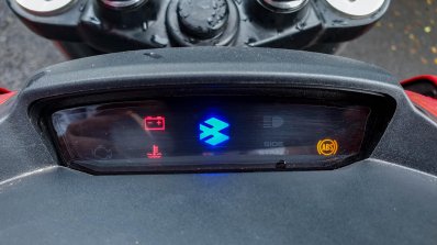 Bajaj Dominar 250 instrument console 2