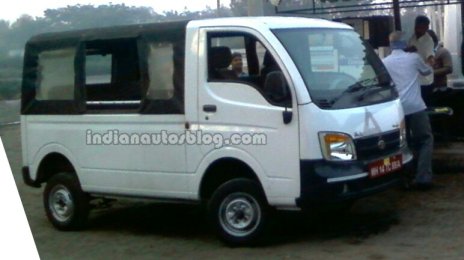 Spied - Tata Magic Facelift caught uncamouflaged!